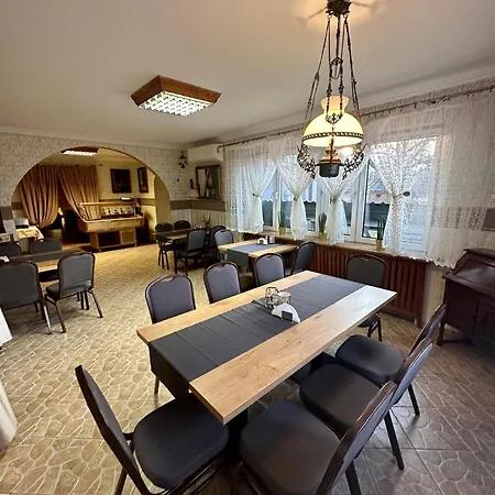Restauracja Derby * Błonie